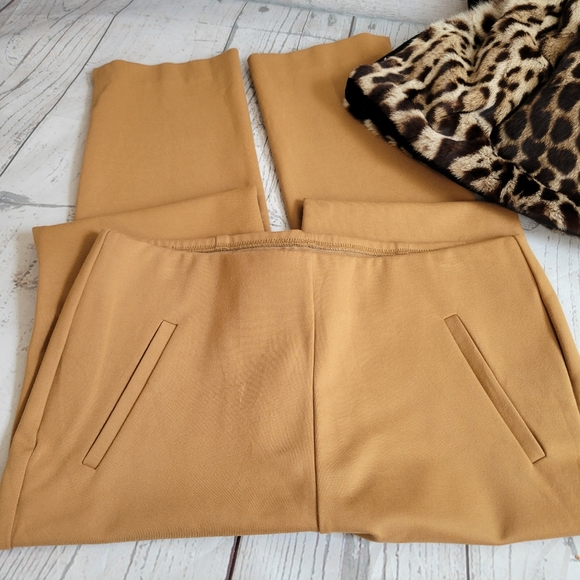 Chico's Juliet Ponte Pull On Slim Leg Camel Pants Sz 1 - Picture 4 of 4